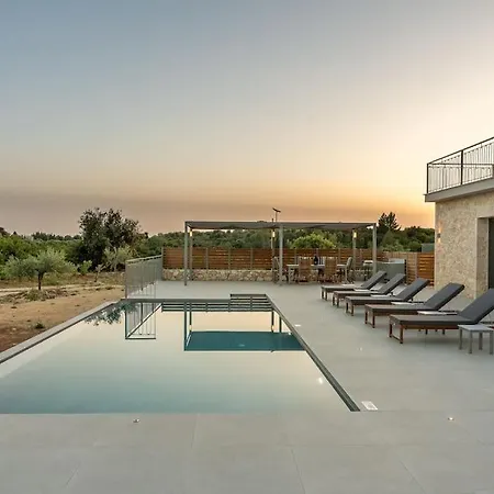 Brand New Kefalonia Stone - Trapezaki Tranquility טרפזאקי