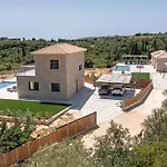 Villa Brand New Kefalonia Stone - Trapezaki Tranquility *